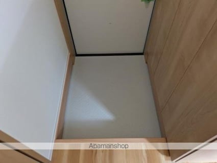 東京都杉並区成田西１丁目[1DK/27.32m2]の玄関