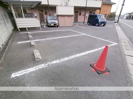 岡山県倉敷市玉島八島[1K/24.08m2]の駐車場3