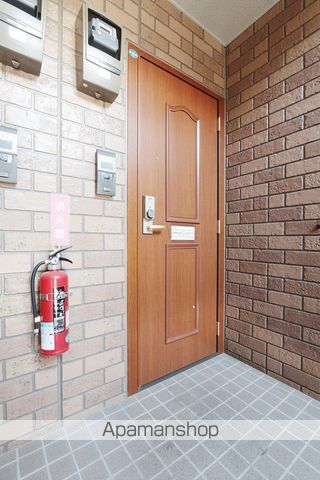 コーポK E棟の玄関写真