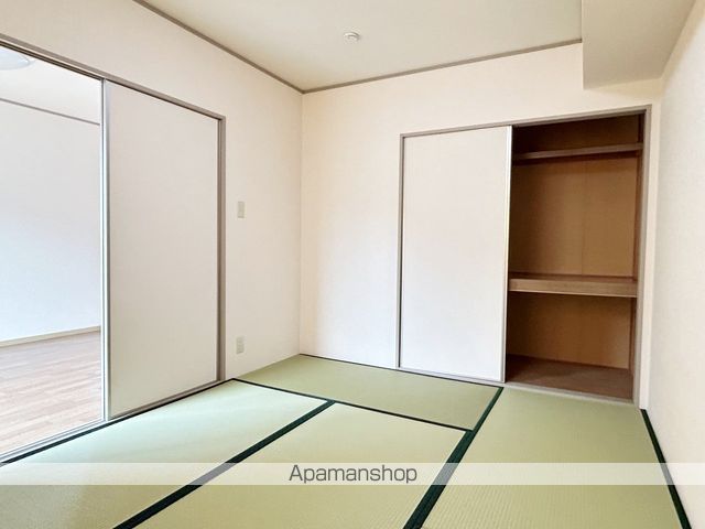 グリーンムクヘルの内装写真