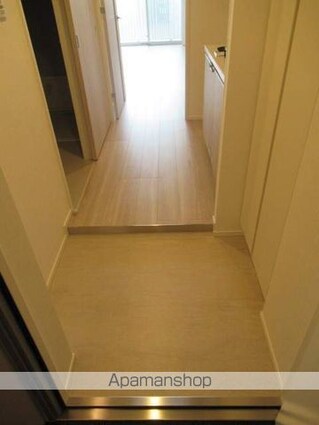 東京都中野区中野５丁目[1K/25.23m2]の玄関