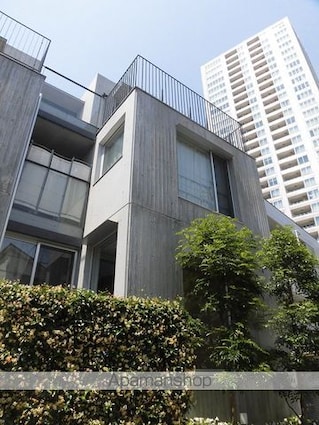 ハルハウス三軒茶屋[2K/48.47m2]の外観2
