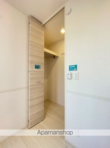 Career Pocket Aの内装写真