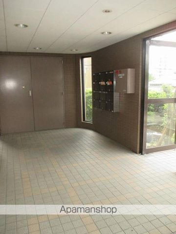 セントラルハイツ植田の玄関写真