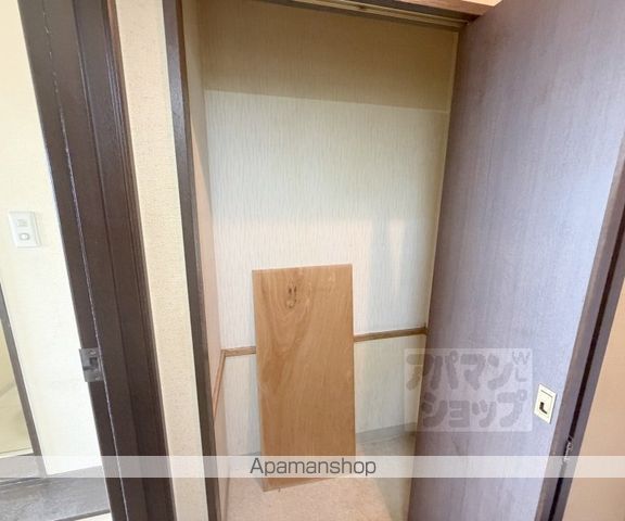 ヴィラエトワール西院の内装写真