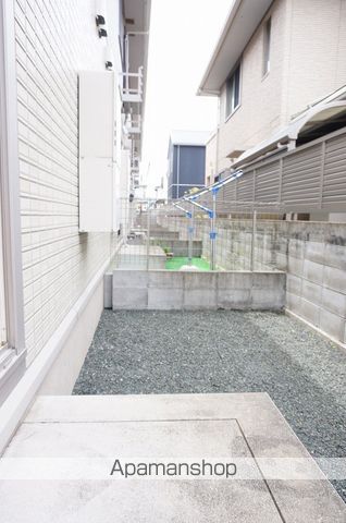 クローヌ・ド・フルールの内装写真