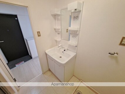 ＫＢコート本町２[1DK/44m2]の洗面所