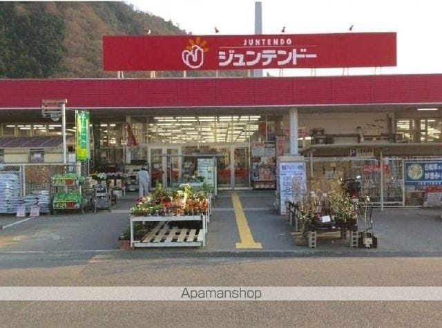 シャン・ド・フルールの周辺写真