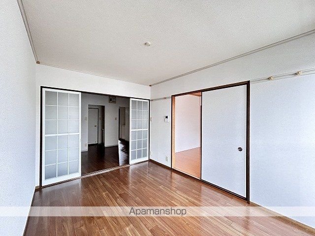 ルーナカーサAの内装写真