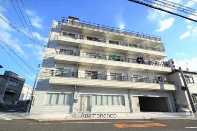 山肩ビルの外観写真