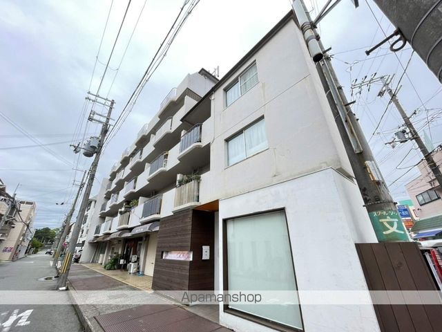 共栄マンション服部の外観写真