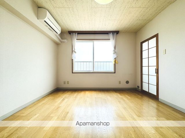 もとい坂フラットの内装写真