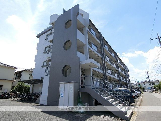 小泉マンションの外観写真