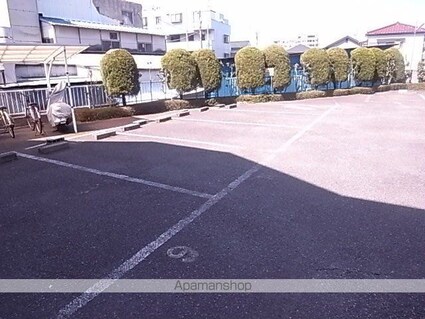 メゾンアルテミスＢ棟[1DK/25.92m2]の駐車場