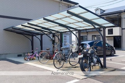 グランコートＫ　Ａ・Ｂ棟[3DK/58.38m2]の共用部1