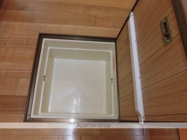 バンブーハウスD棟の内装写真
