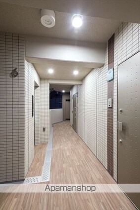 東京都荒川区荒川５丁目[1R/31.98m2]の内装2