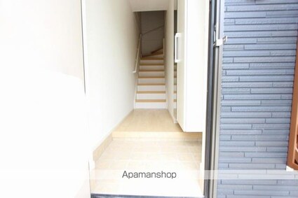 エクセラン一宮Ｃ[2LDK/58.99m2]の玄関