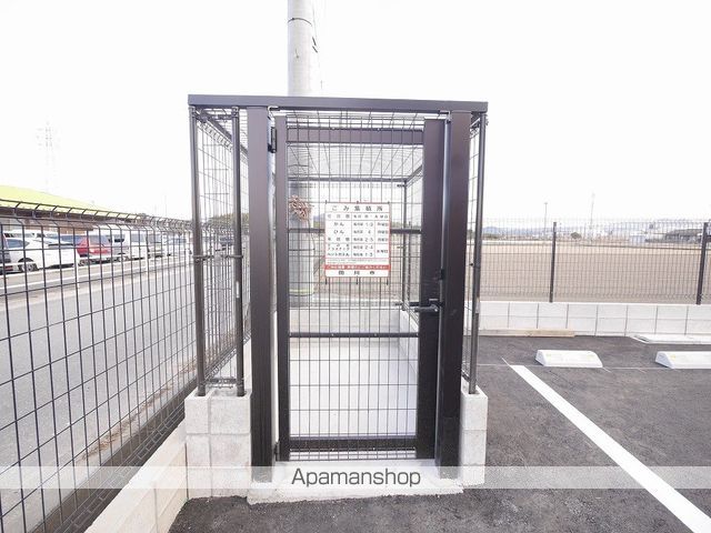 イーストブルーAの外観写真