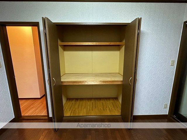 アクティリベラルの内装写真