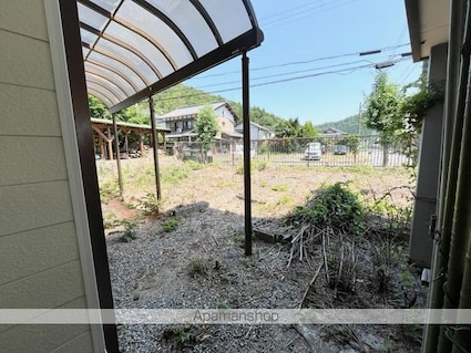 鳥居本町一軒家[6DK/142.28m2]のバルコニー