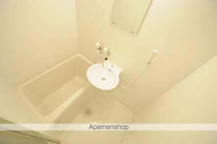 レオパレスメイプル宮島[1K/23.18m2]のバス