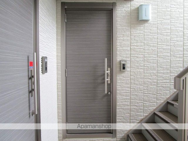 ベレオ名東の玄関写真