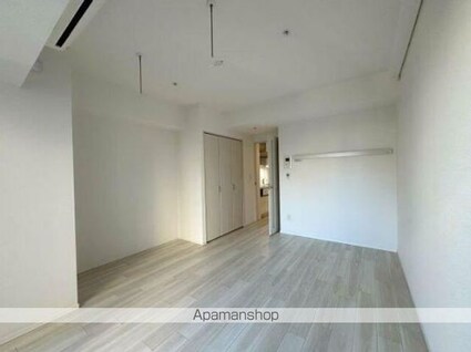 フロンティア新宿タワー[1K/30.37m2]のリビング・居間