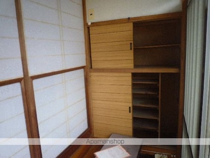 一戸建[2K/52.05m2]の玄関