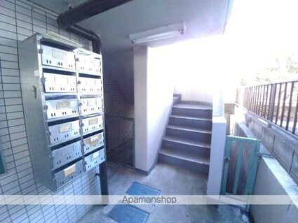 キャッスルマンション河辺[1R/18m2]の共用部1