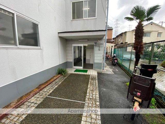 KTコスモの玄関写真