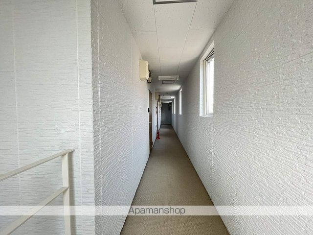 札幌市手稲区 2階建 築9年の内装写真