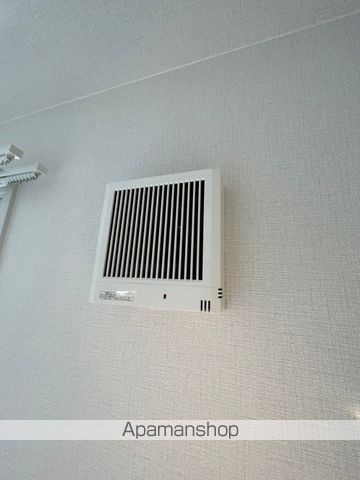 フロンティアの内装写真