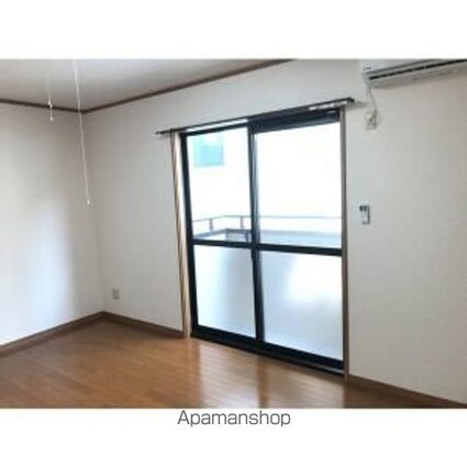 プリミエールモアグリーン[1K/24.84m2]のリビング・居間