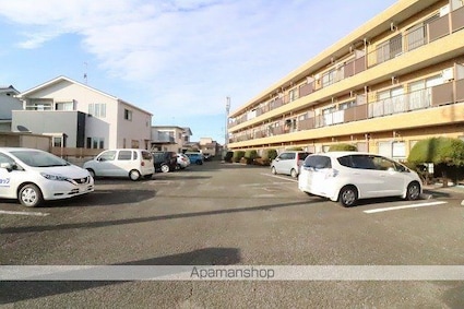 オステンハイム[3DK/55.65m2]の駐車場1