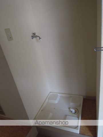 種信ビルの内装写真