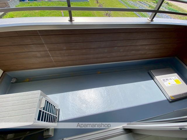 MISTRAL西延末IIの内装写真