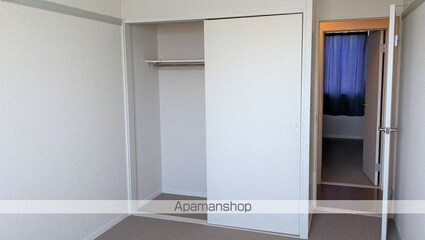 レオパレスＳＵＮＳＨＩＮＥ[2DK/49.68m2]の収納