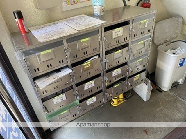 第2森宅建菊水ビルの玄関写真