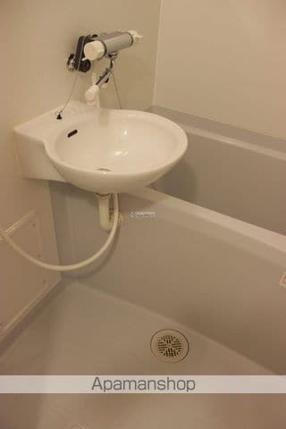 レオパレスタカスの内装写真