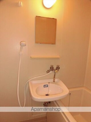 和歌山県和歌山市梶取[2LDK/43m2]の洗面所