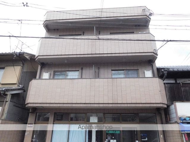 川上マンションの外観写真