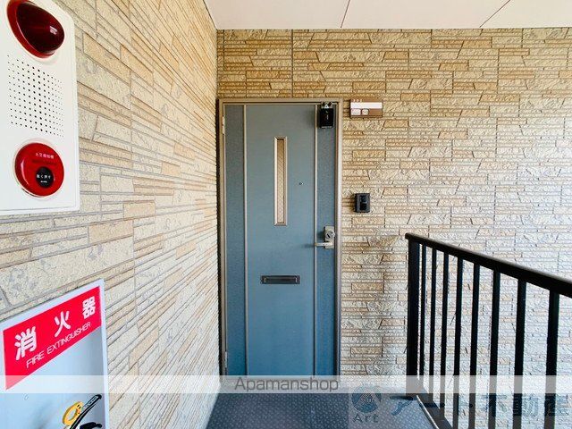 フォブールトロワ片岡の玄関写真