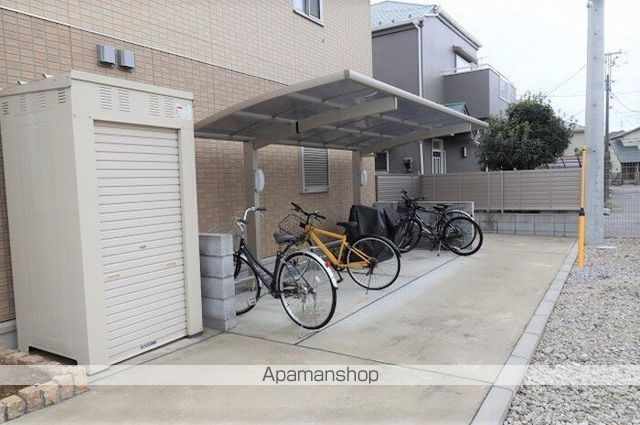 LIENのその他写真