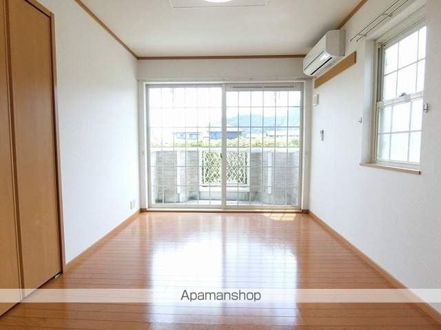 養老鉄道養老線 広神戸駅 徒歩35分 2階建 築23年の内装写真