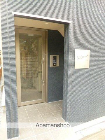 ルクール上板橋の玄関写真