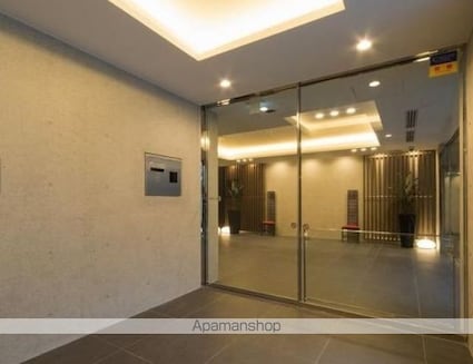 ミリアレジデンス中野坂上[1LDK/42.37m2]のエントランス