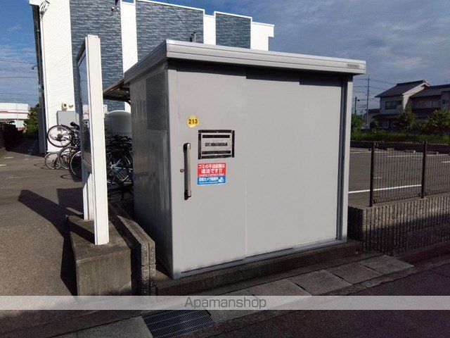 レオネクストアステラス加茂の内装写真