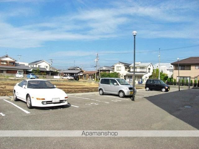 スカイハイツＷ[1K/25.92m2]の駐車場