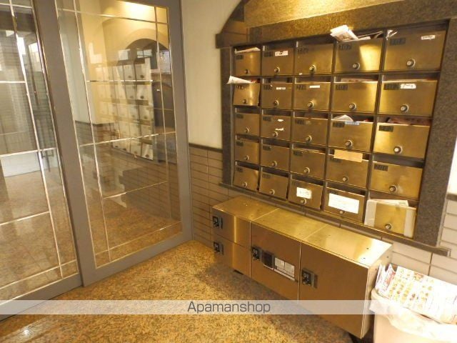 ダイニチ館F17番館の玄関写真
